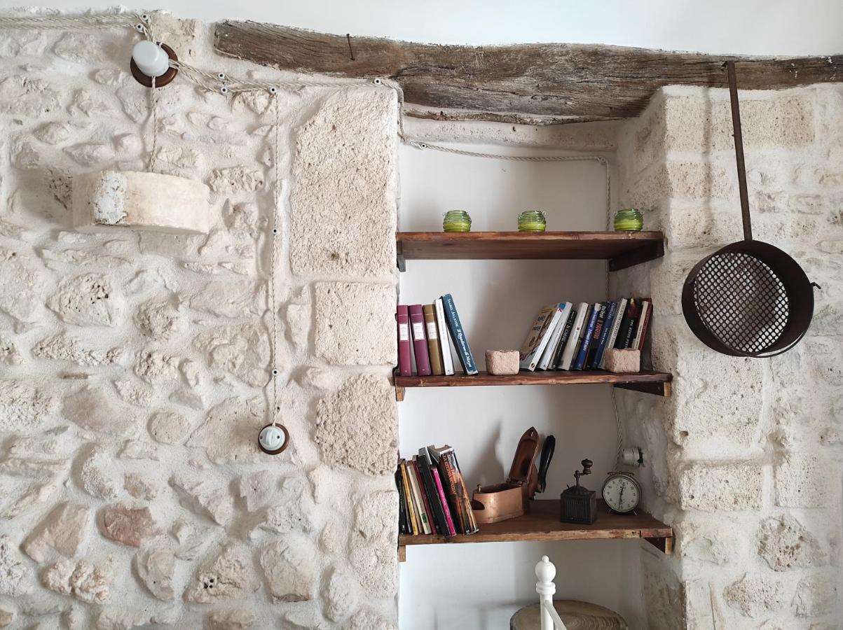 オストゥーニ Nel Vico Anticoヴィラ エクステリア 写真